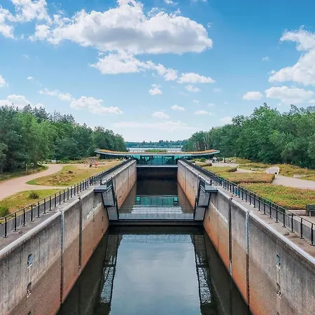 2 Bedroom Beautiful In Feriehus