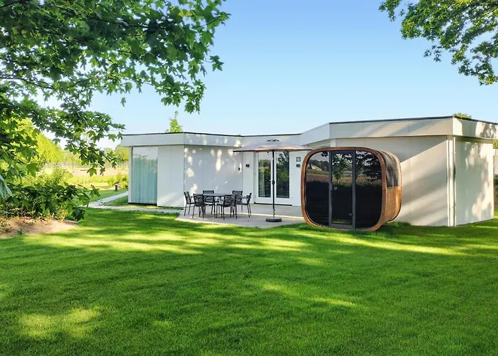 2 Bedroom Beautiful In *