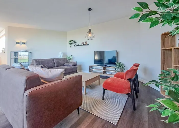 2 Bedroom Beautiful In