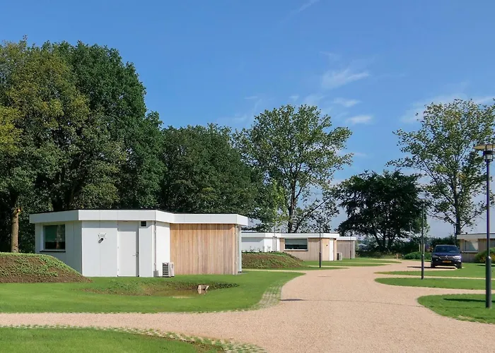 2 Bedroom Beautiful In בית נופש