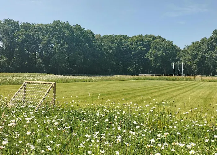 בית נופש 2 Bedroom Beautiful In אפרדן