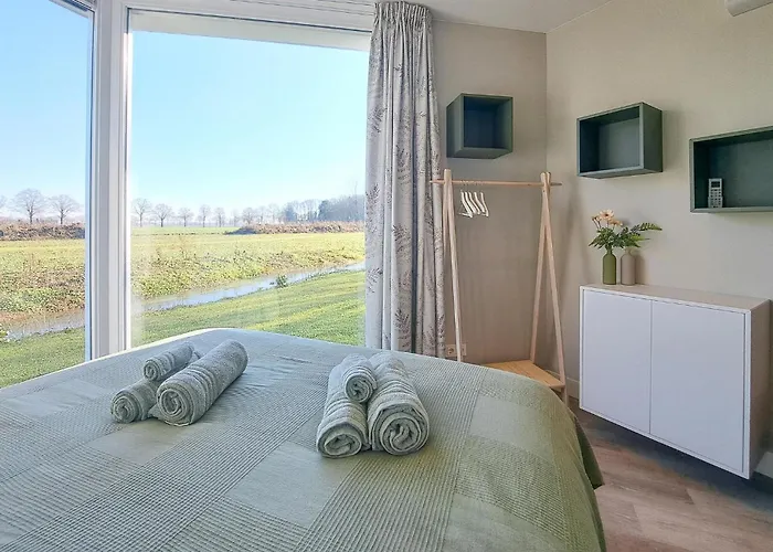 2 Bedroom Beautiful In אפרדן