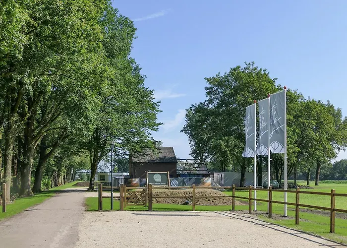 2 Bedroom Beautiful In בית נופש *