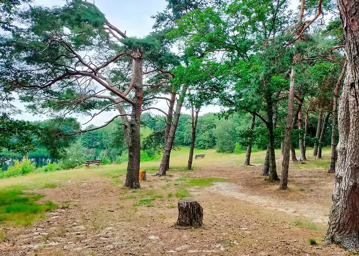 2 Bedroom Beautiful In * אפרדן