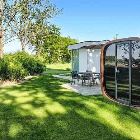 2 Bedroom Beautiful In